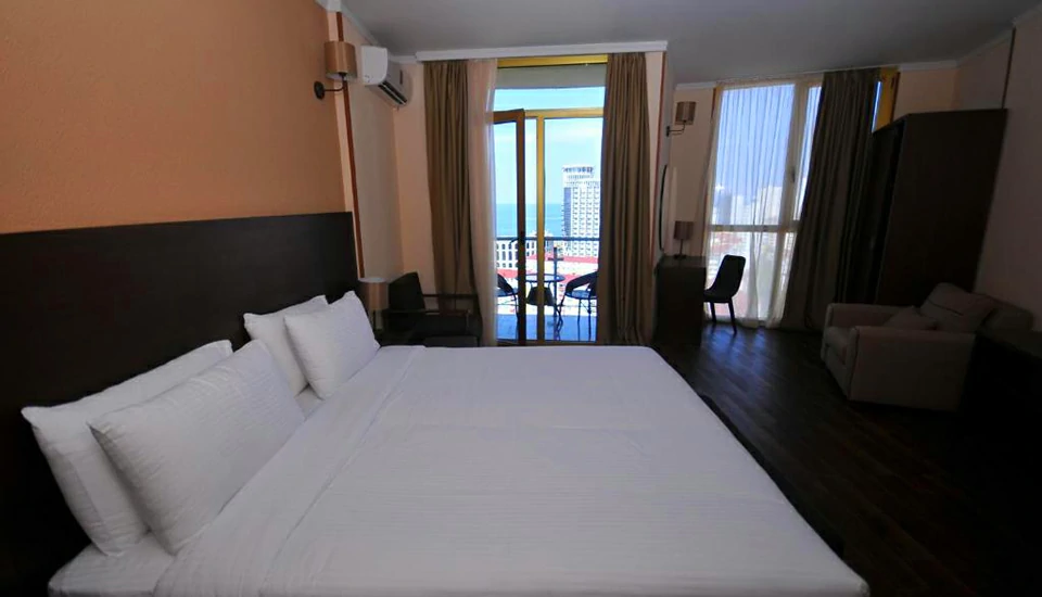 هتل کرنر این باتومی